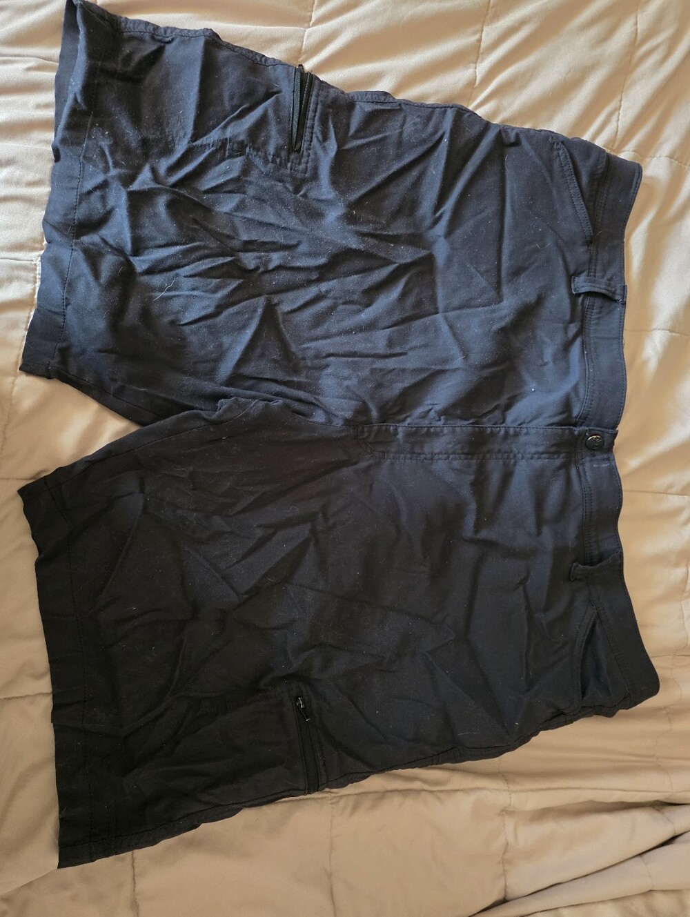 Black Casual Zip-Pocket Cargo Shorts